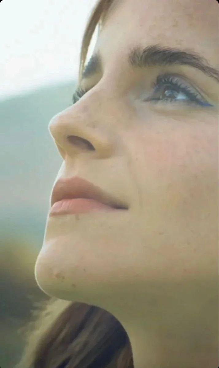 DhJYozAP Emma Watson. Just her face is enough 52.jpg